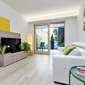 Appartamento Green Terraced Apartment. 3 Stops From Colosseum, Roma