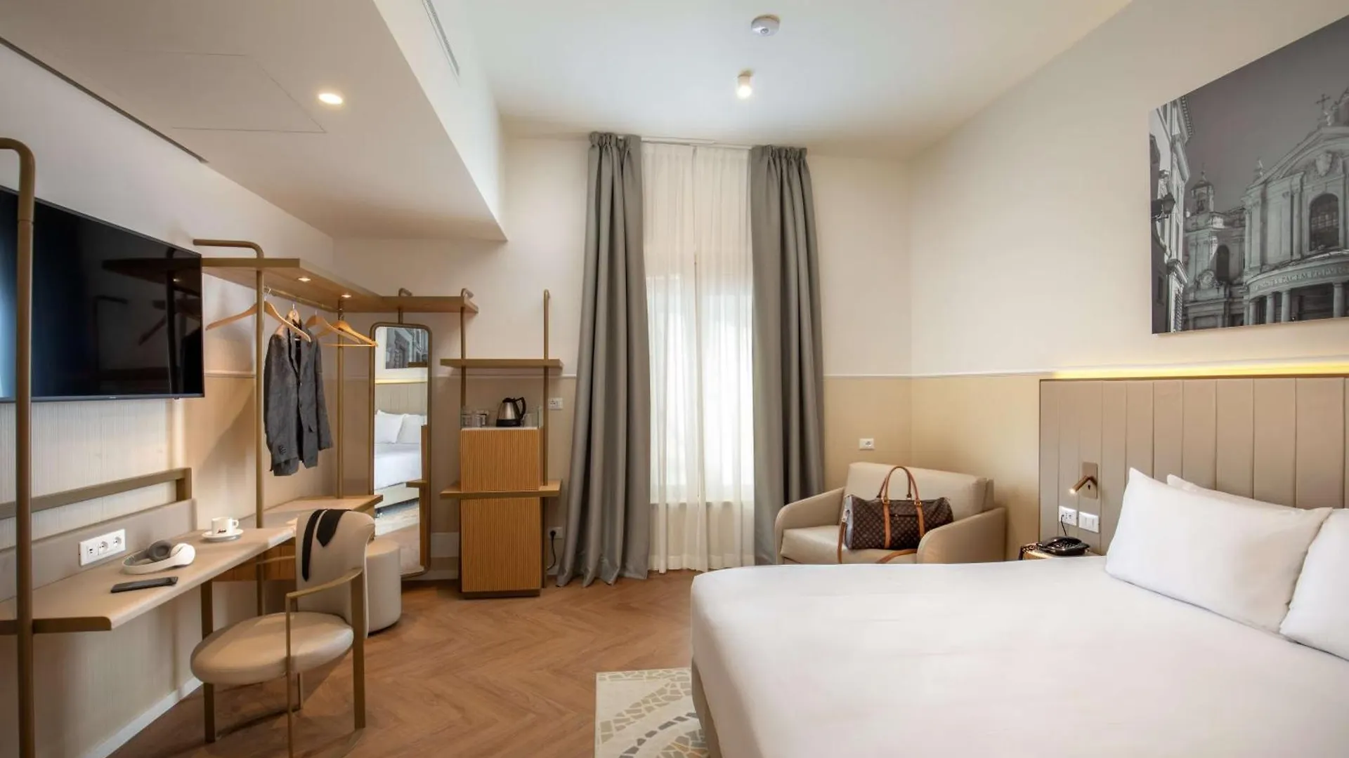 Hotel Cosmopolita Rom 4*,  Italien